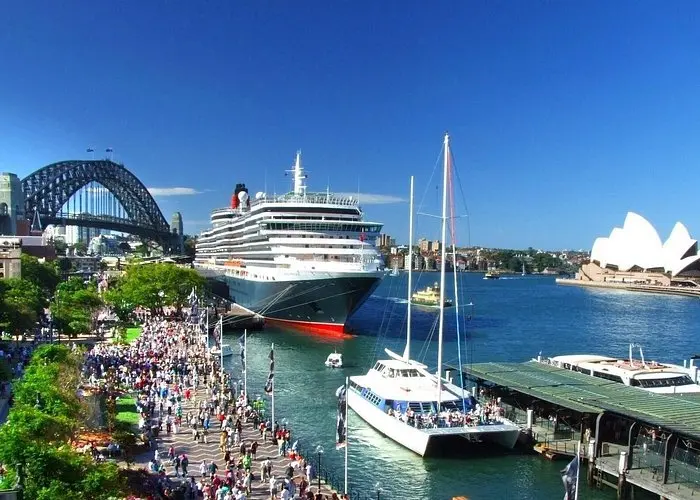 Exclusive shore excursion from a luxury cruise